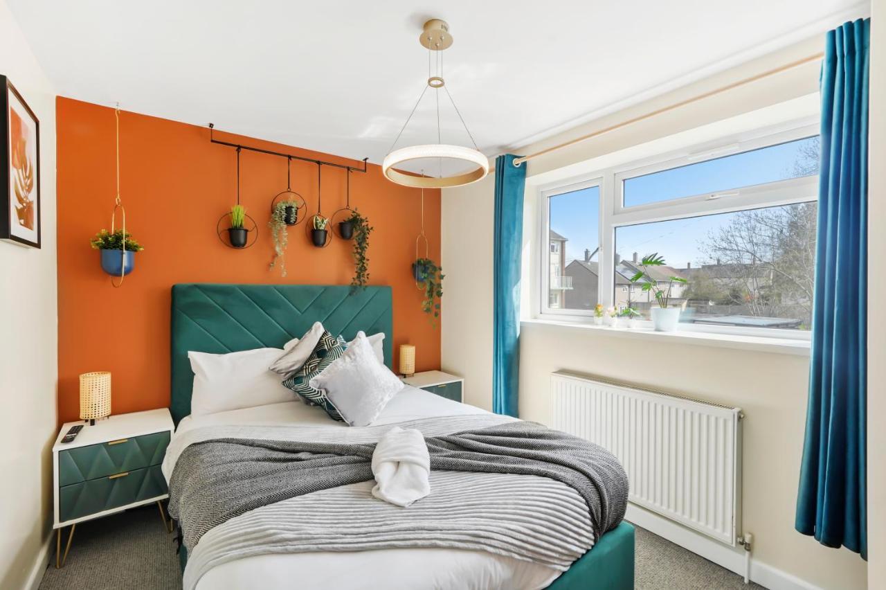 Designer House In - Hot Tub - Sleeps 10 Apartament Bristol